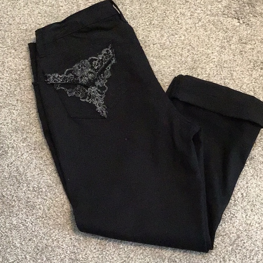 Venus Capri Pants